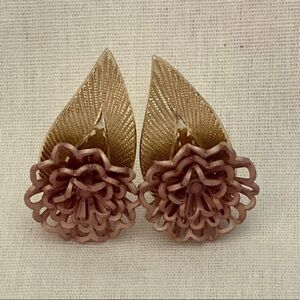 Vintage Clip on earrings Made in Germany   Rose/lavender colour Globus Foreign